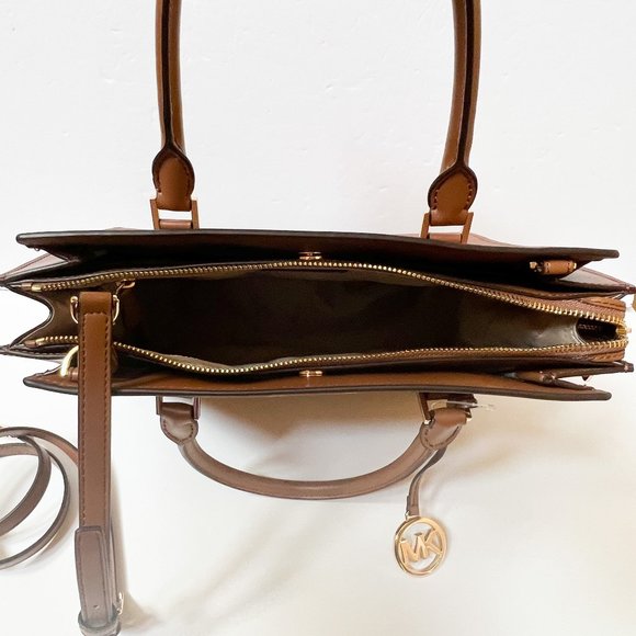 Michael Kors Tan Shoulder Bag - Picture 8 of 13